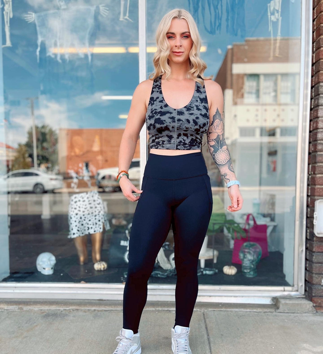 Textured Spotted Jacquard Sports Bra